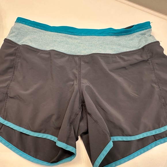 Lululemon Turbo Run Short Gray and Teal Women's Shorts - Picture 5 of 5